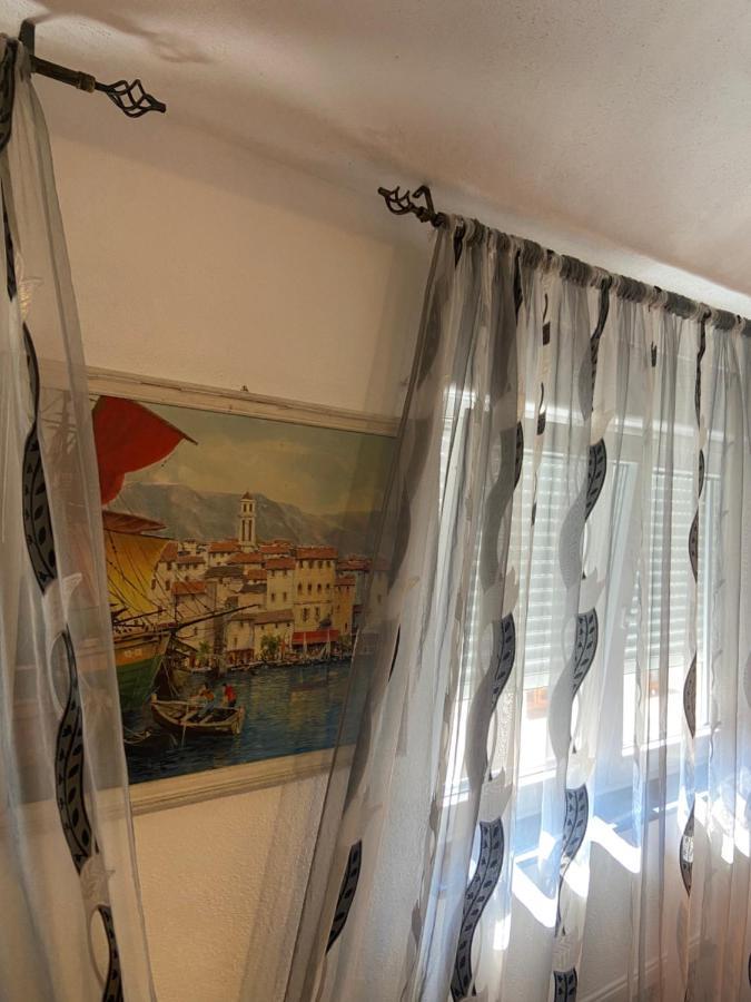 Hostel Backpackers Mostar Esterno foto