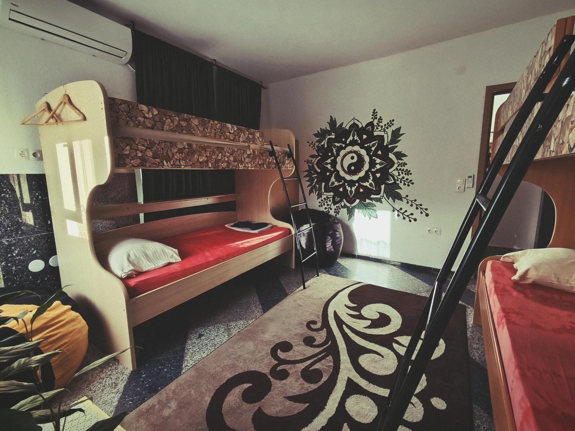Hostel Backpackers Mostar Esterno foto