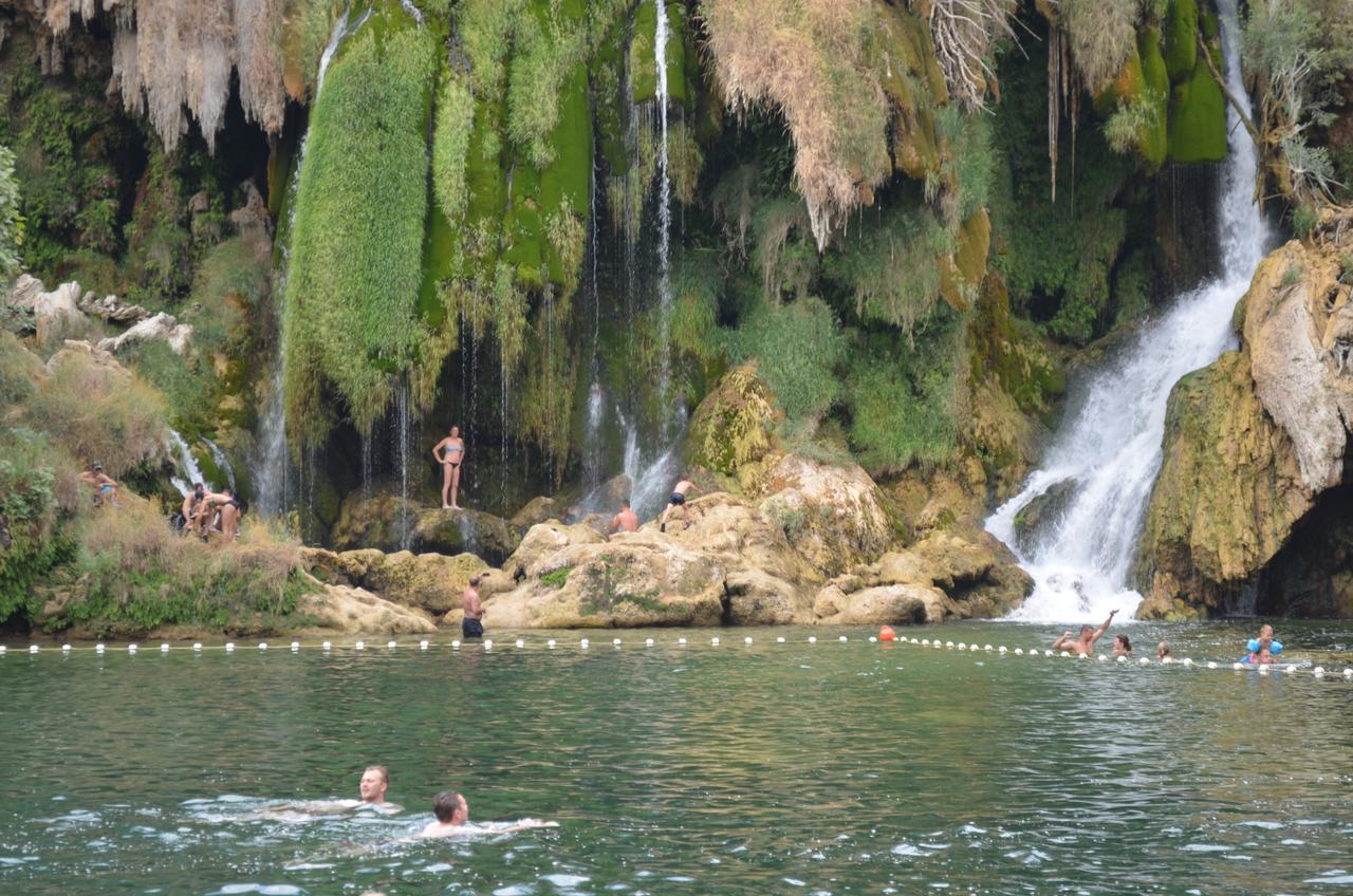 Hostel Backpackers Mostar Esterno foto